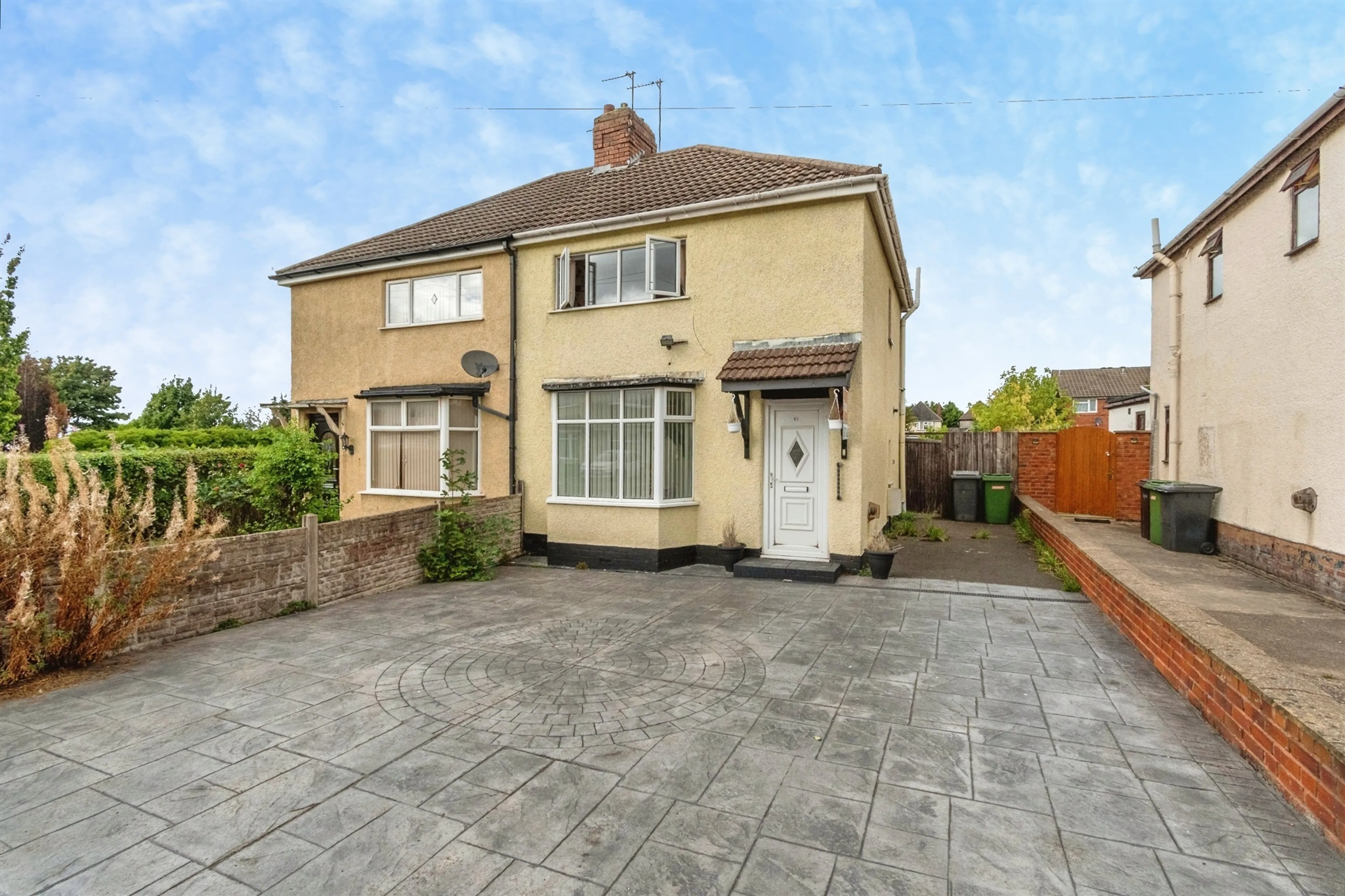 Property photo 0