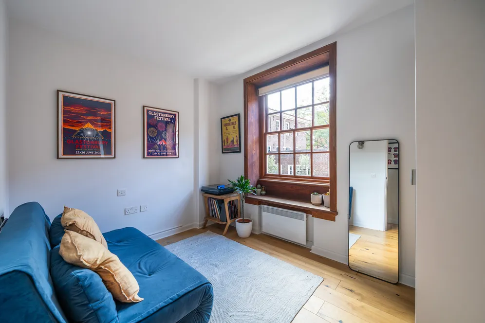 Scott Avenue, London, SW15 photo 5