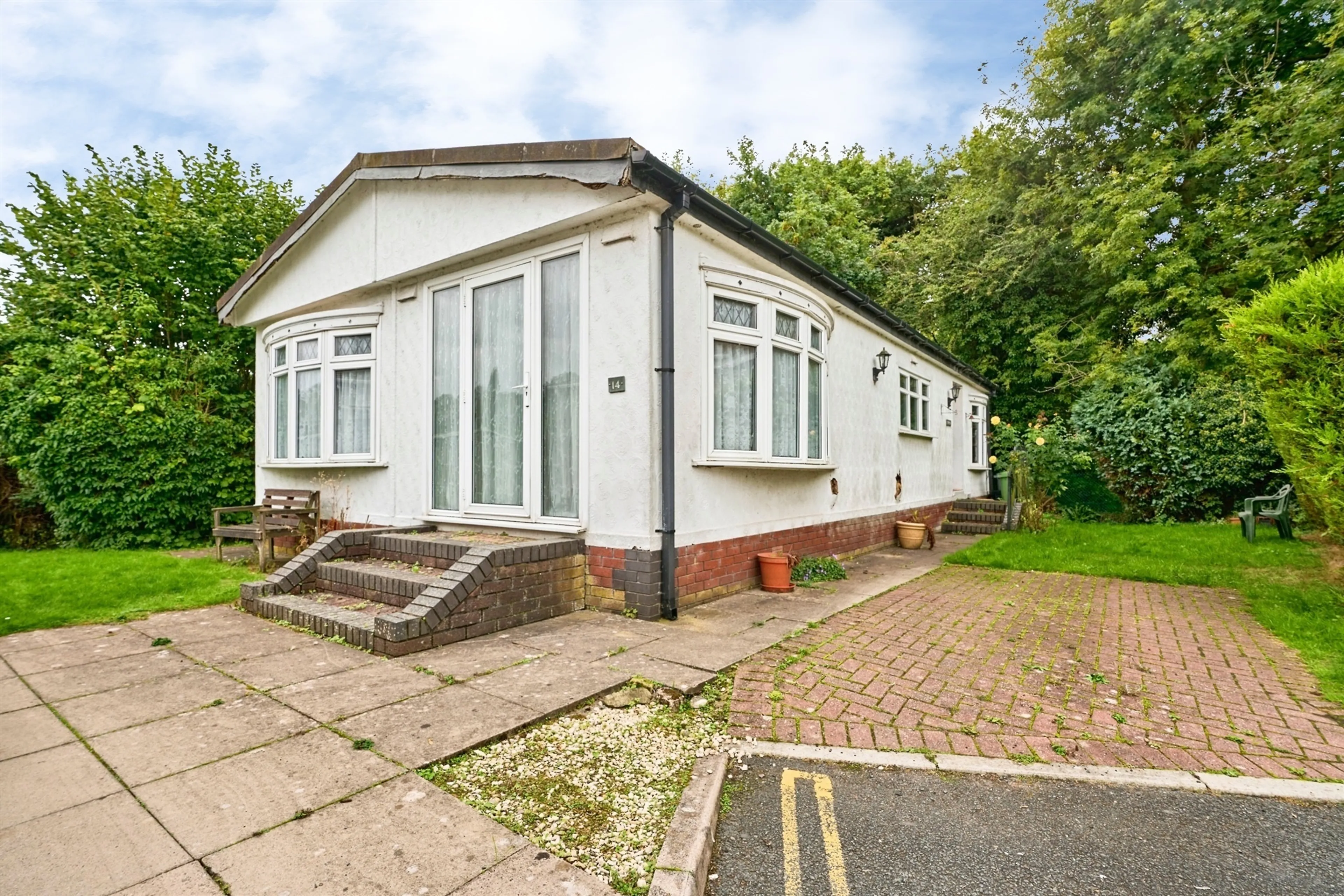 Property photo 0
