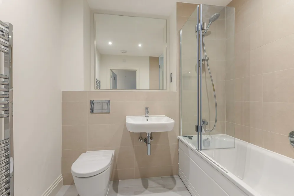 Aspen Road, High Wycombe, HP10 photo 16