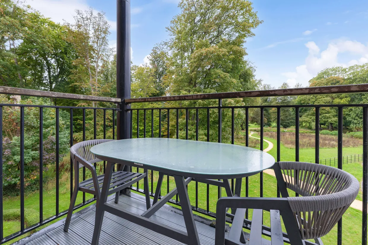 Aspen Road, High Wycombe, HP10 photo 18