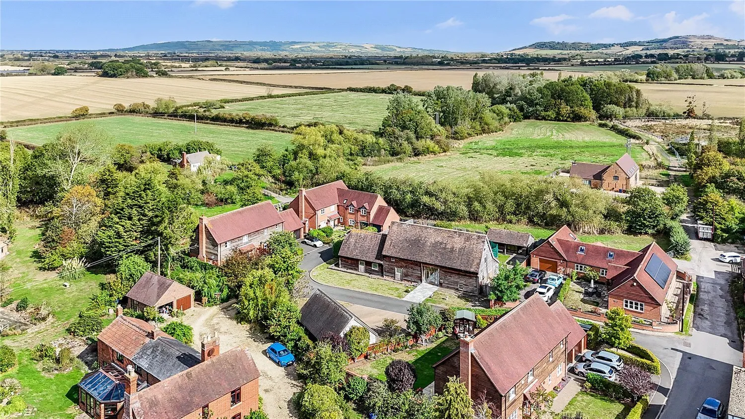 Dean Lane, Stoke Orchard, GL52 photo 2