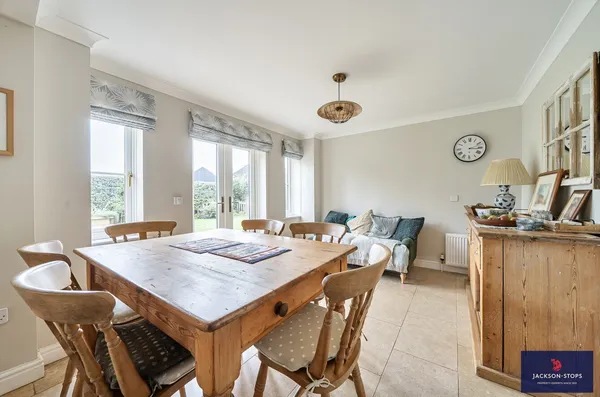 Turners Farm Close, Hannington, NN6 photo 11