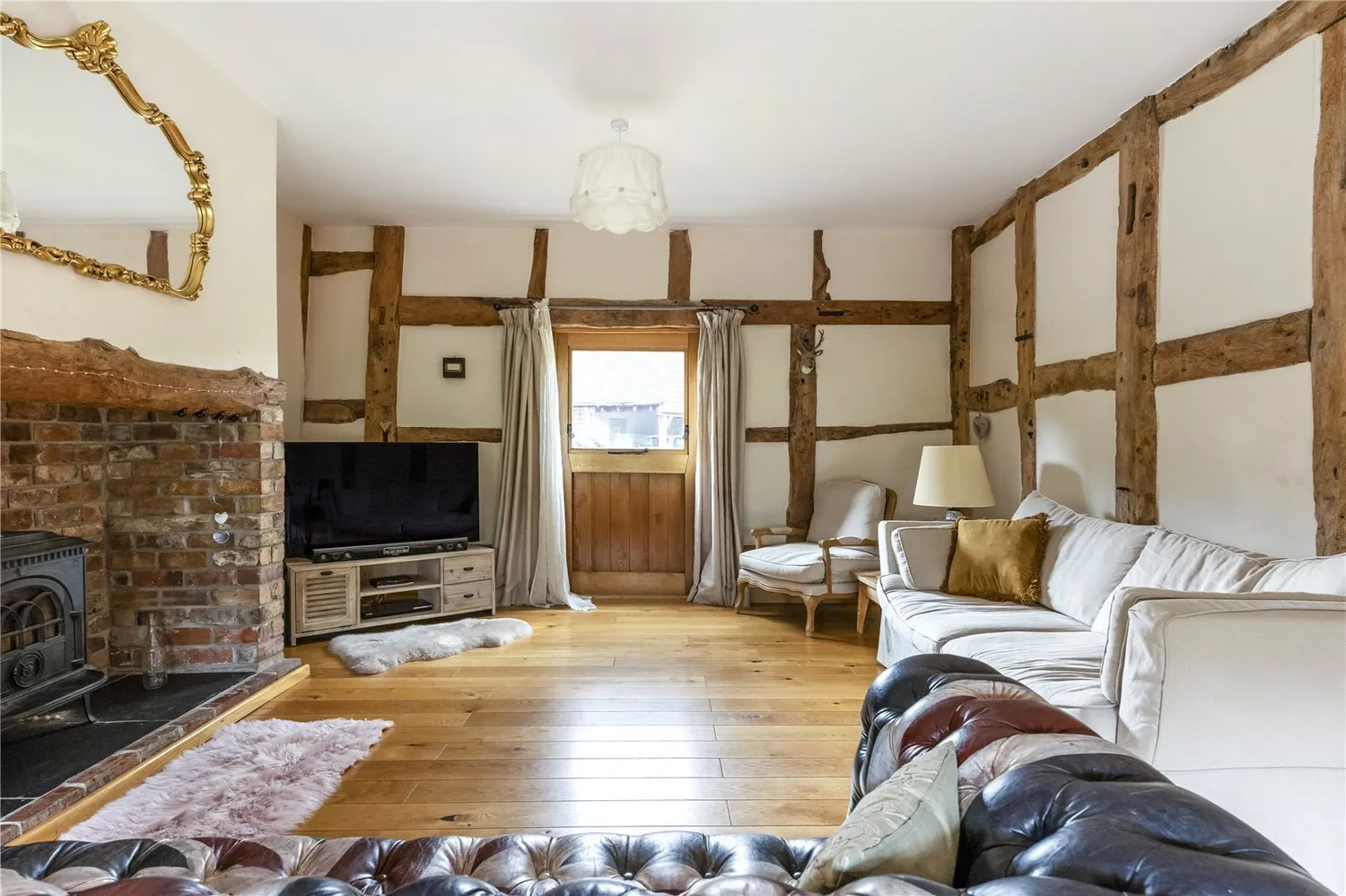 Dean Lane, Stoke Orchard, GL52 photo 13