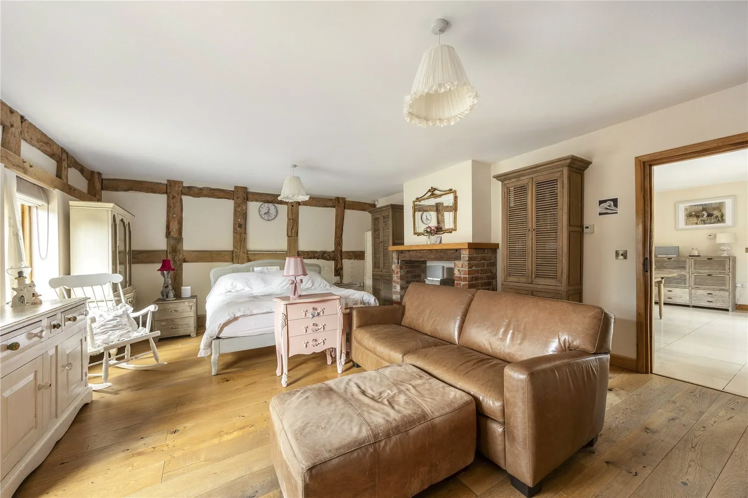 Dean Lane, Stoke Orchard, GL52 photo 16