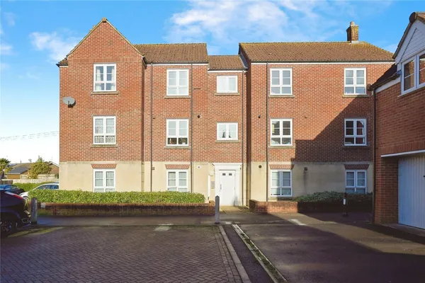 Wren Place, Gillingham, Dorset, SP8