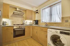 Wenham Place, Hatfield