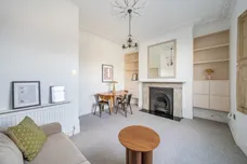 Wandsworth Road London SW8 photo 1
