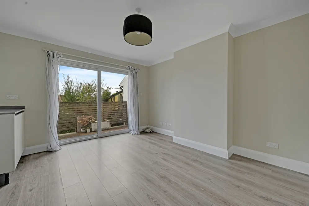 Tanfield Avenue London NW2 photo 3