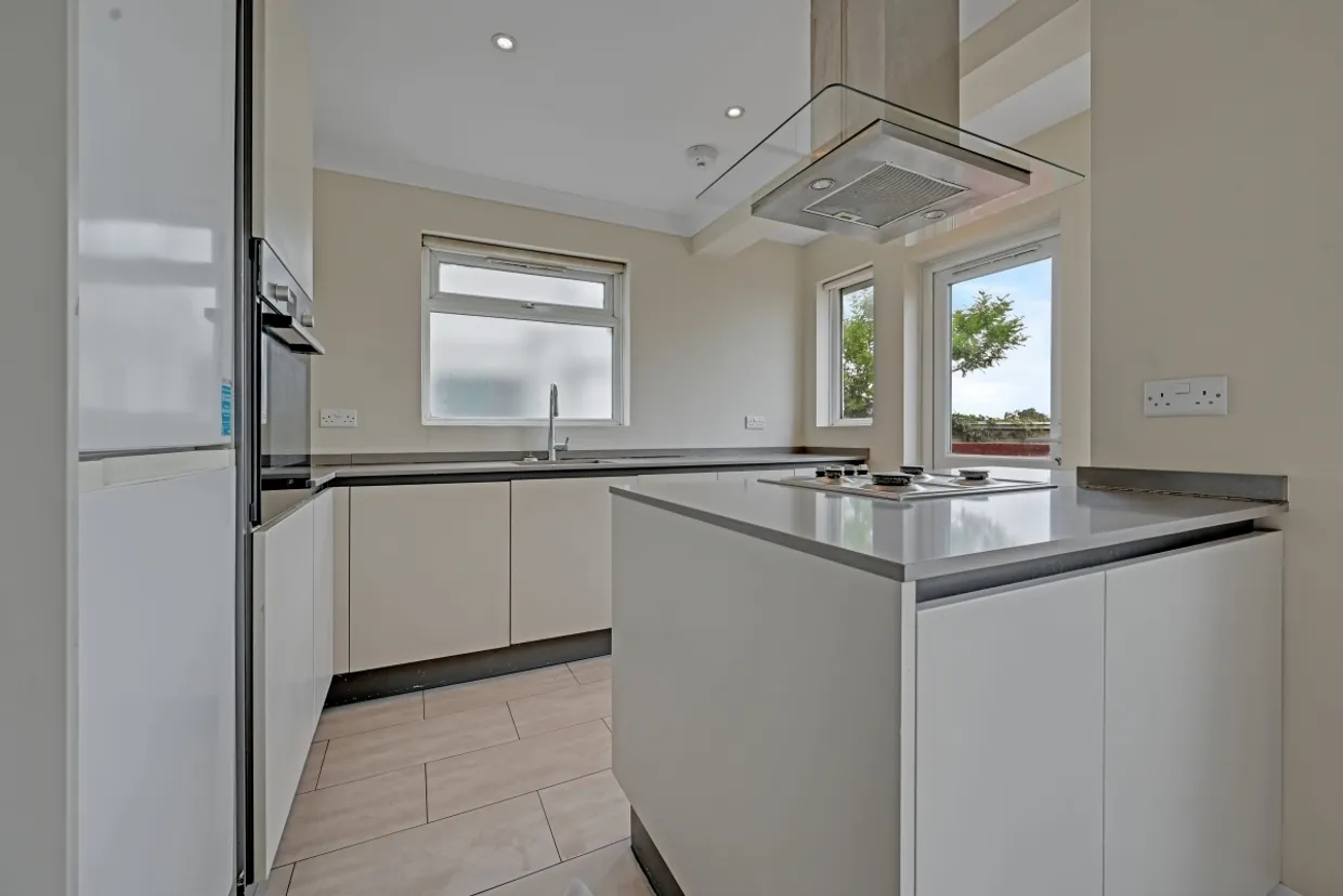 Tanfield Avenue London NW2 photo 6