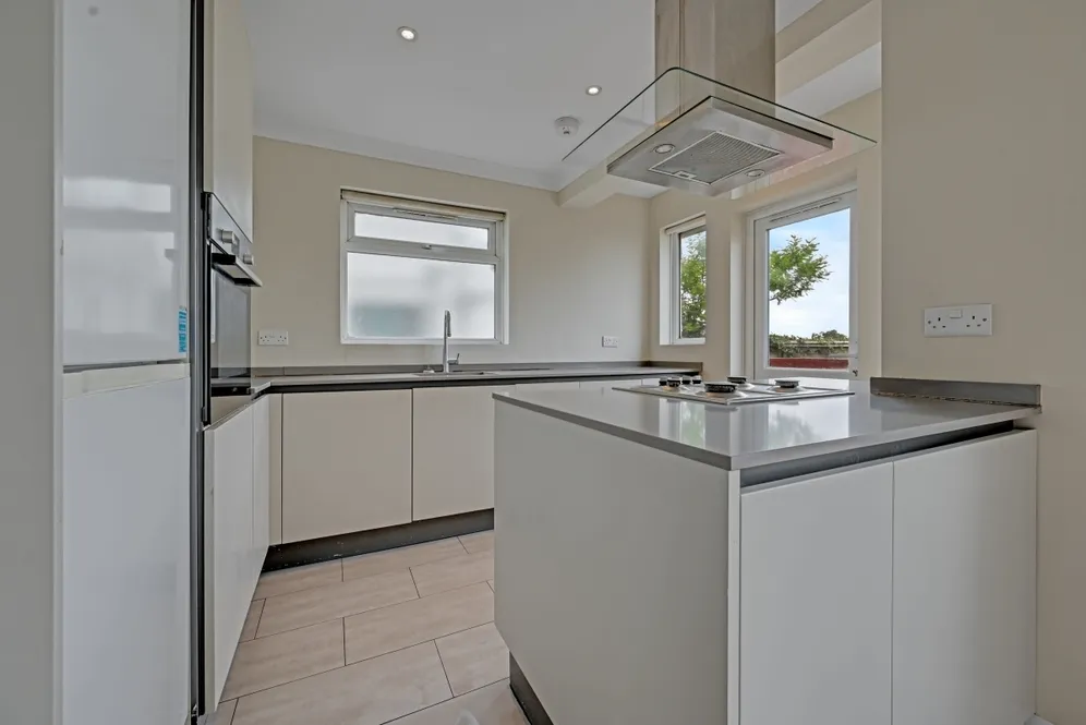 Tanfield Avenue London NW2 photo 6