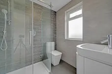 Tanfield Avenue London NW2 photo 8