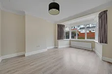 Tanfield Avenue London NW2 photo 9