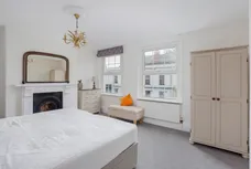 Montpellier Villas Cheltenham GL50 photo 11
