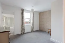 Montpellier Villas Cheltenham GL50 photo 12