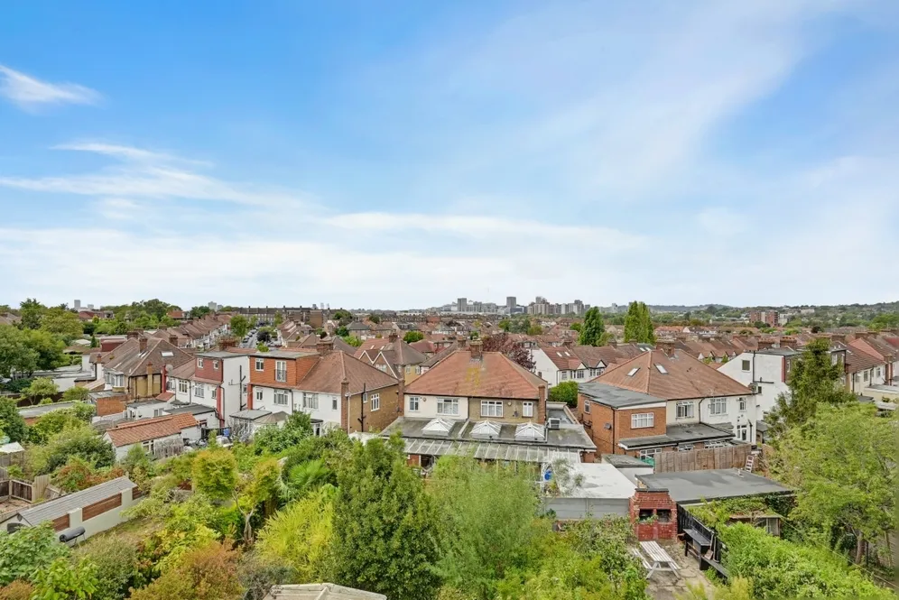 Tanfield Avenue London NW2 photo 10