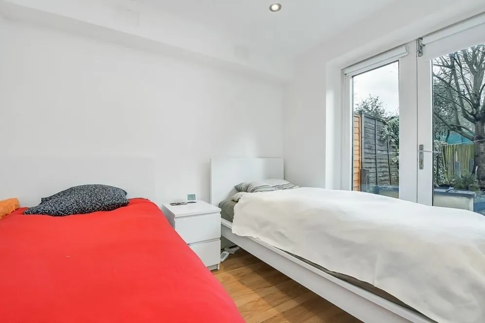 Sutton Road London N10 photo 7