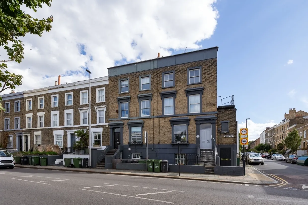 Wandsworth Road London SW8 photo 13