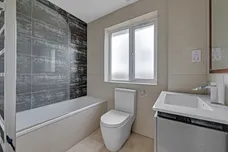 Tanfield Avenue London NW2 photo 11