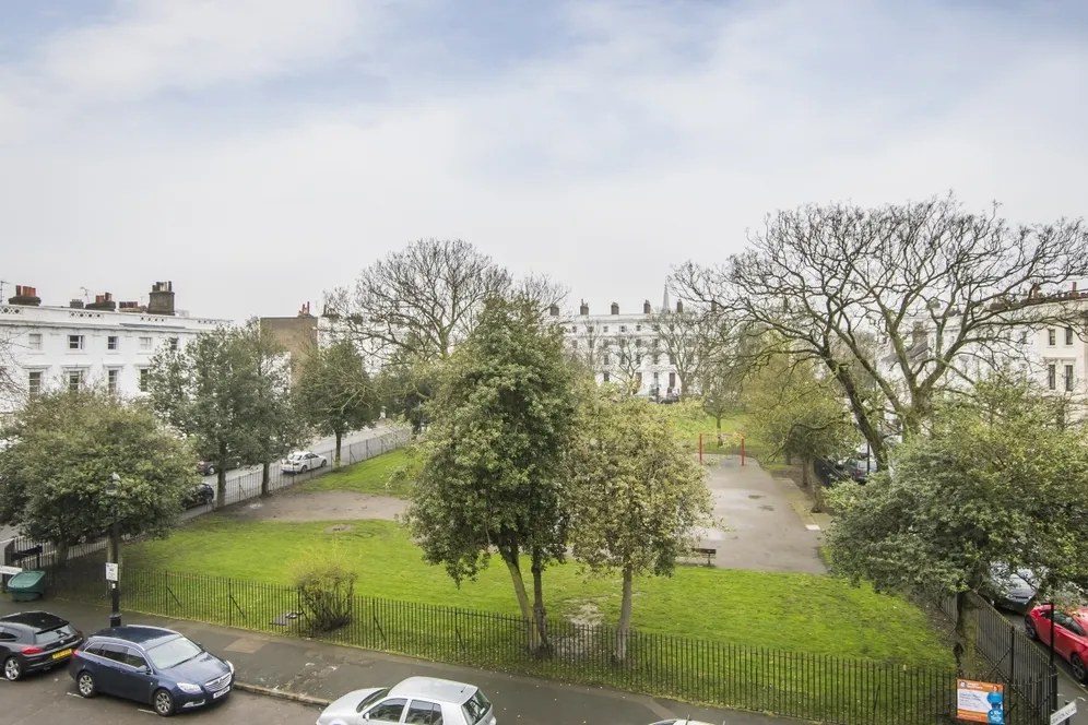Grafton Square London SW4 photo 15