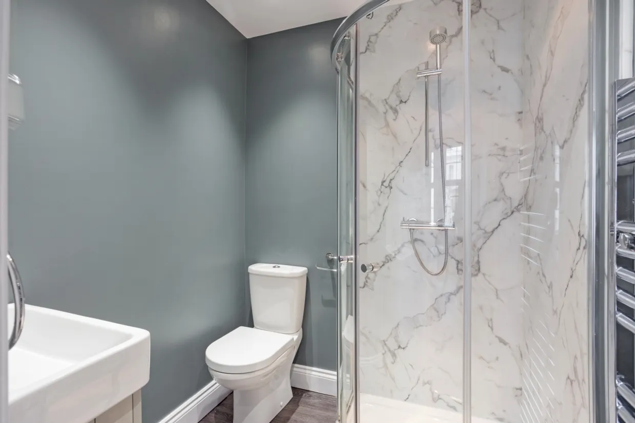 Montpellier Villas Cheltenham GL50 photo 14