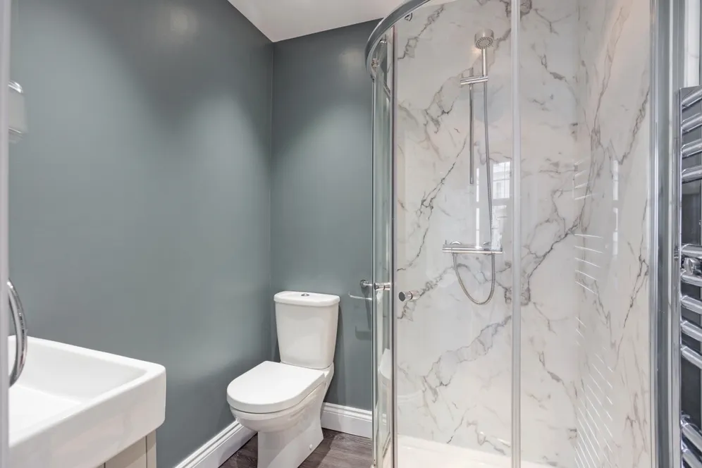 Montpellier Villas Cheltenham GL50 photo 14
