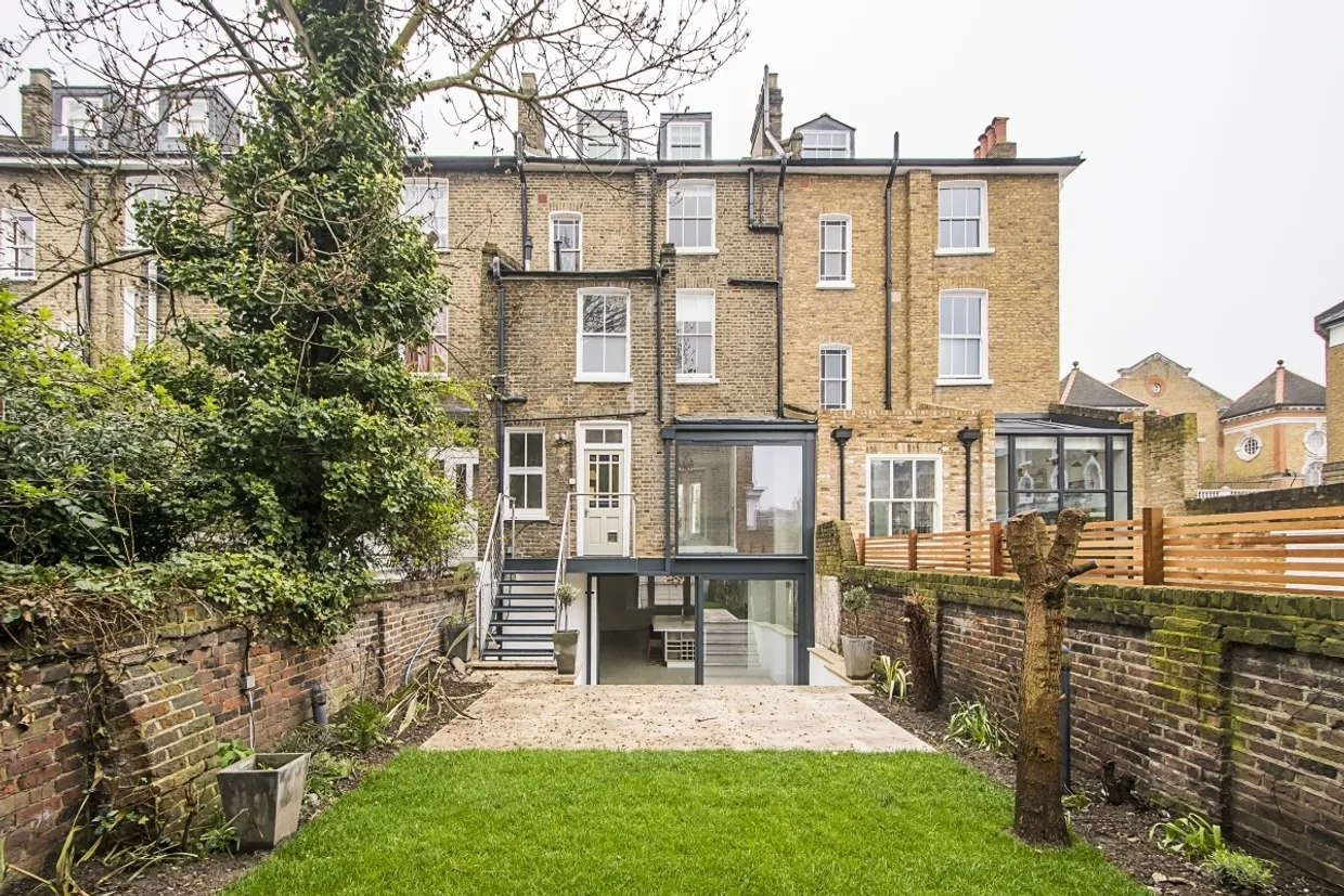 Grafton Square London SW4 photo 17