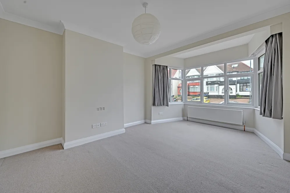 Tanfield Avenue London NW2 photo 15