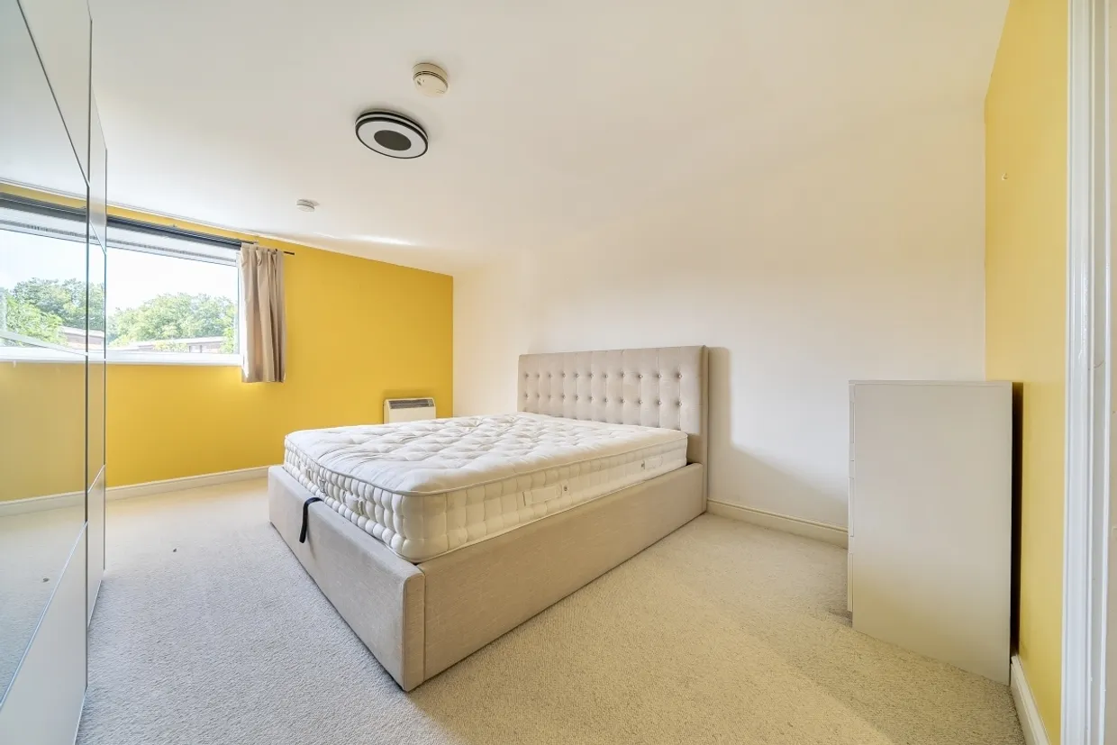 Glaisher Street London SE8 photo 9