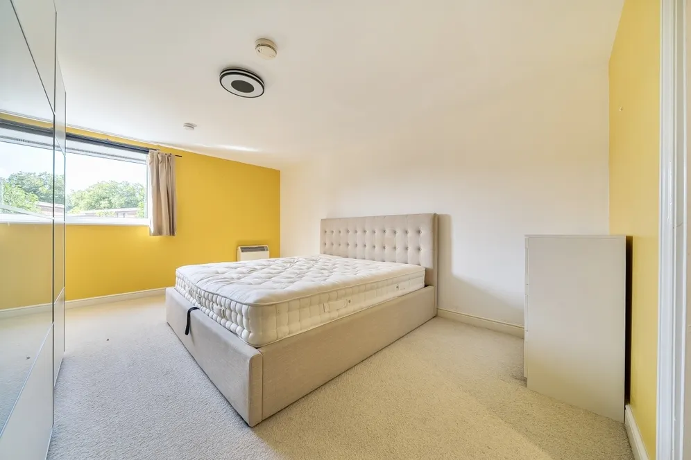 Glaisher Street London SE8 photo 9