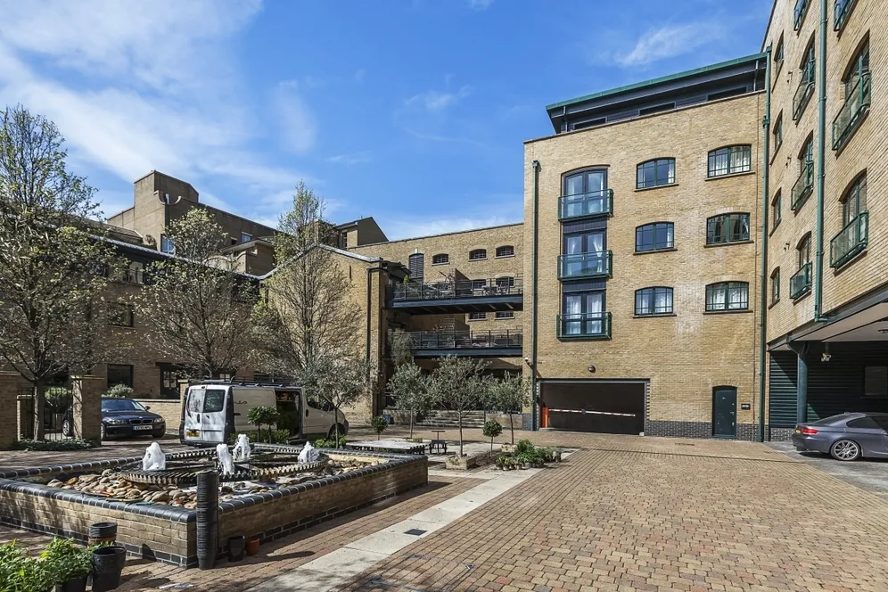 Butlers  Colonial Wharf, Shad Thames, SE1 photo 13