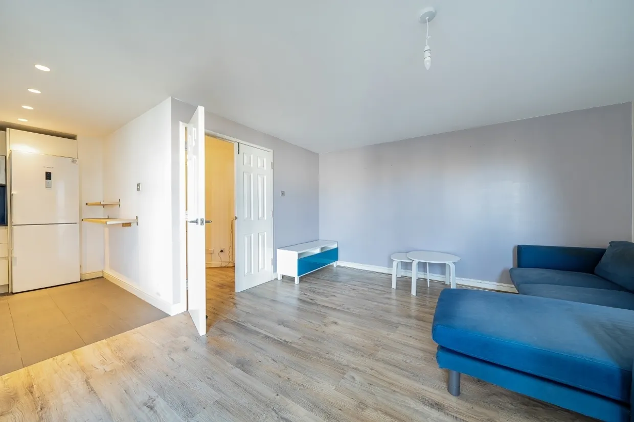 Glaisher Street London SE8 photo 3