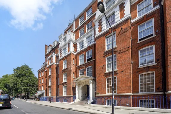Hunter Street, London, WC1N