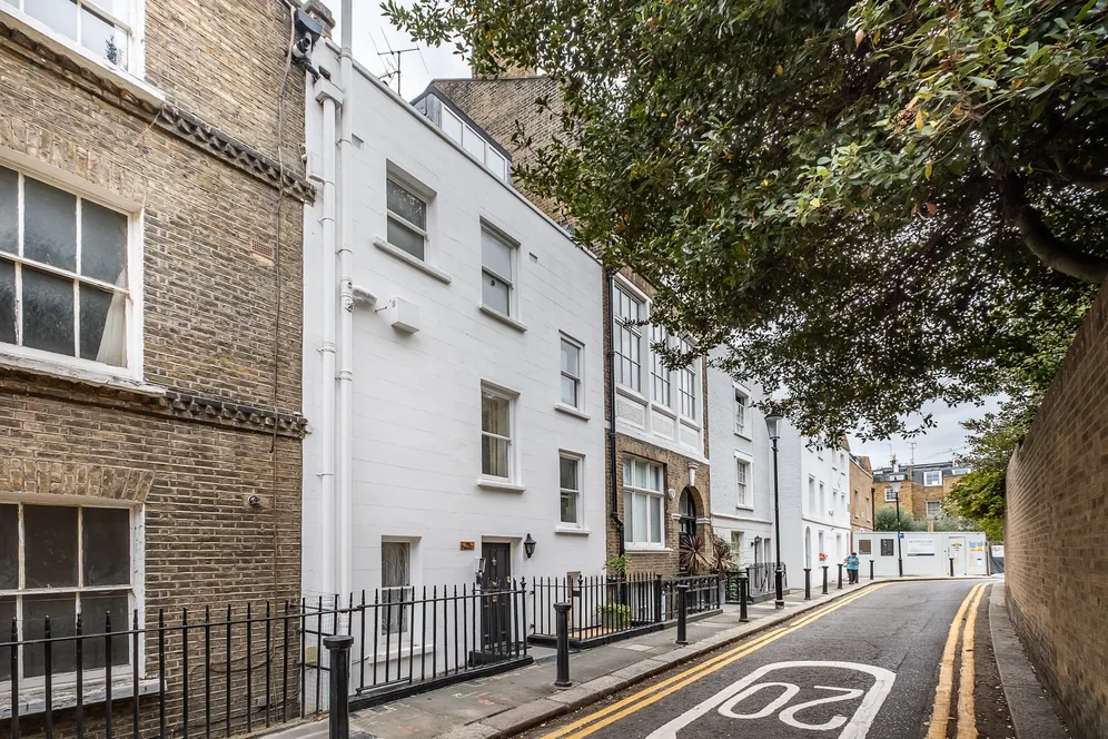 Dukes Lane, London, W8 photo 19