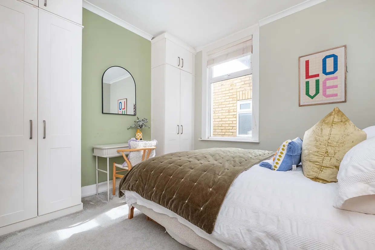 Strathville Road, London, SW18 photo 9