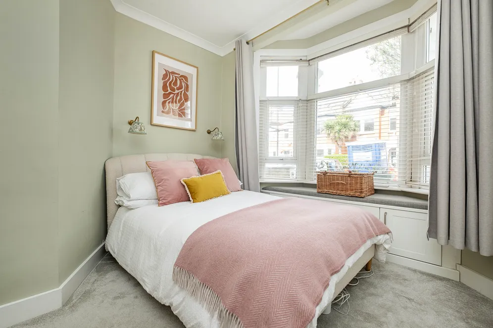 Strathville Road, London, SW18 photo 12
