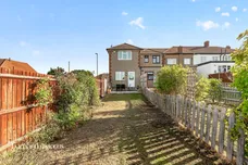 Browning Avenue, Worcester Park