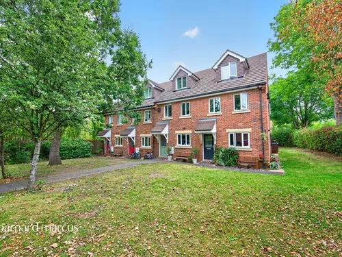 Burford Road, Worcester Parkphoto