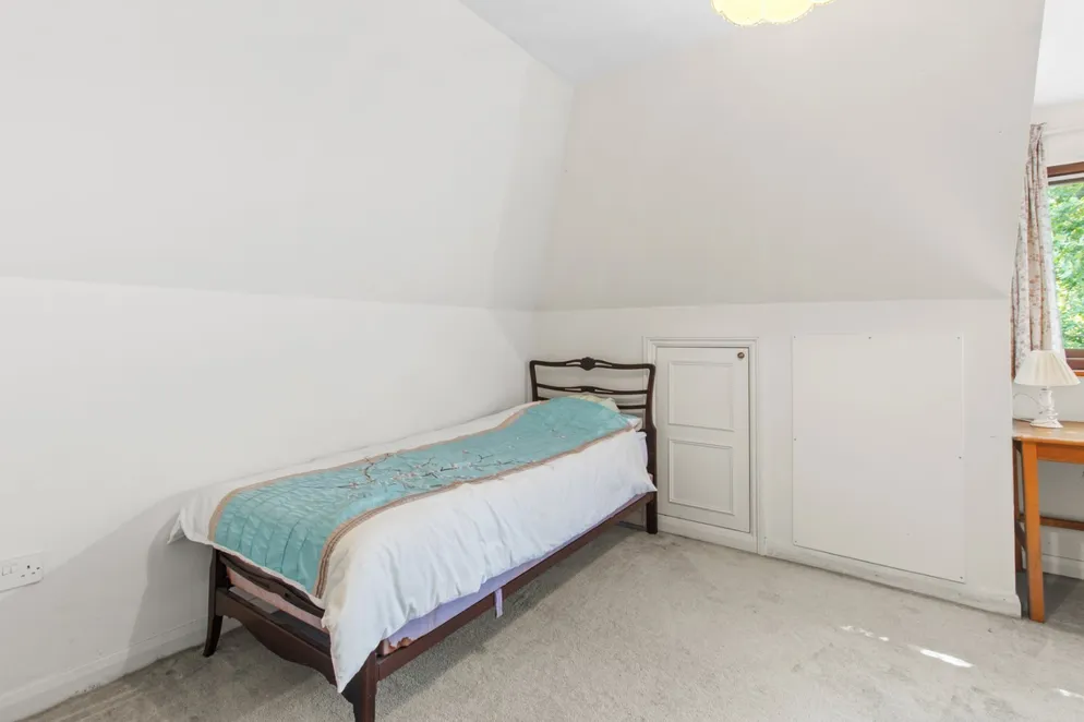 Property carousel item 26