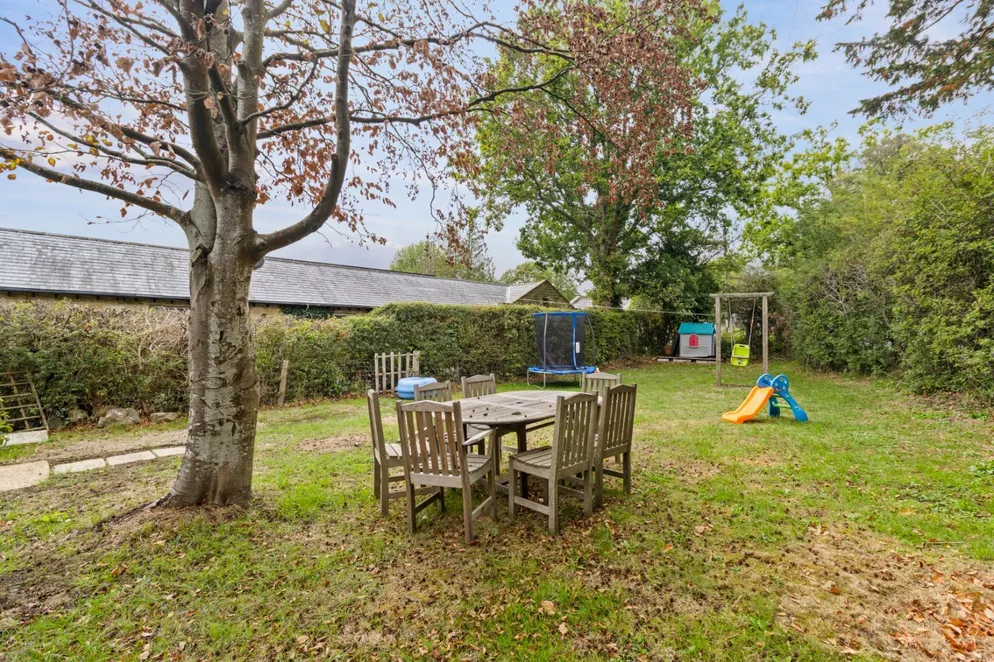 Property carousel item 31