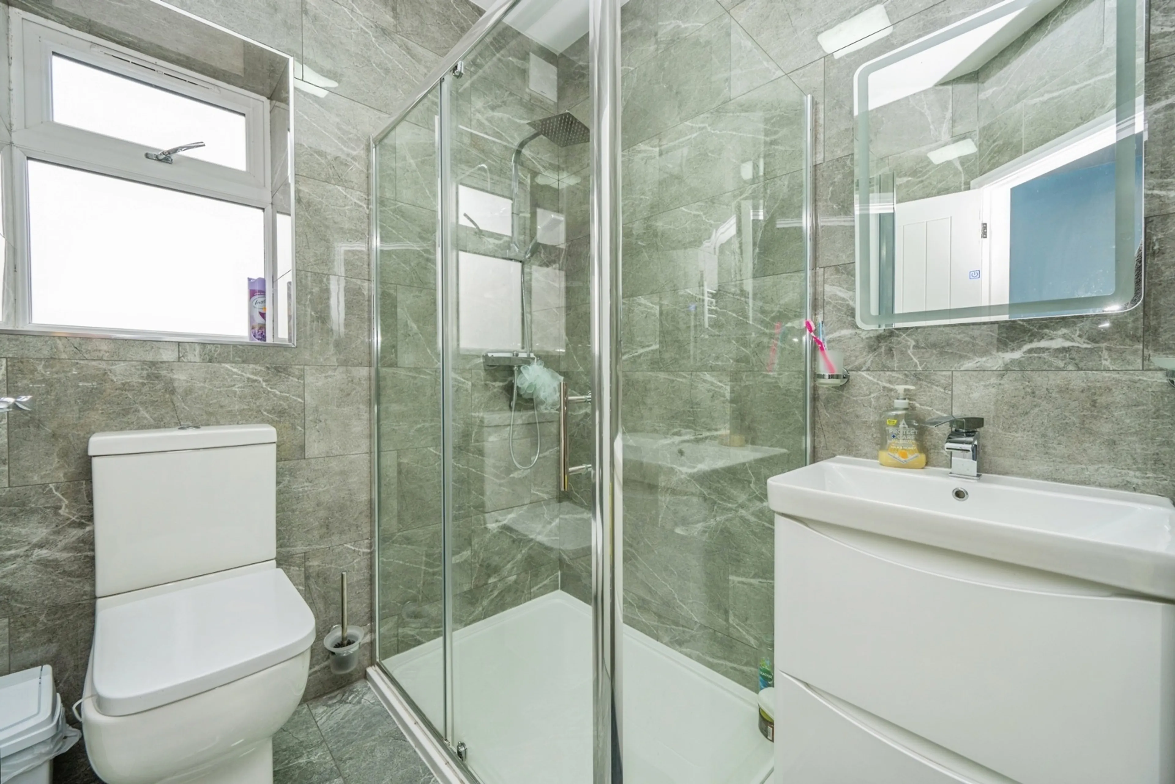 Property photo 25