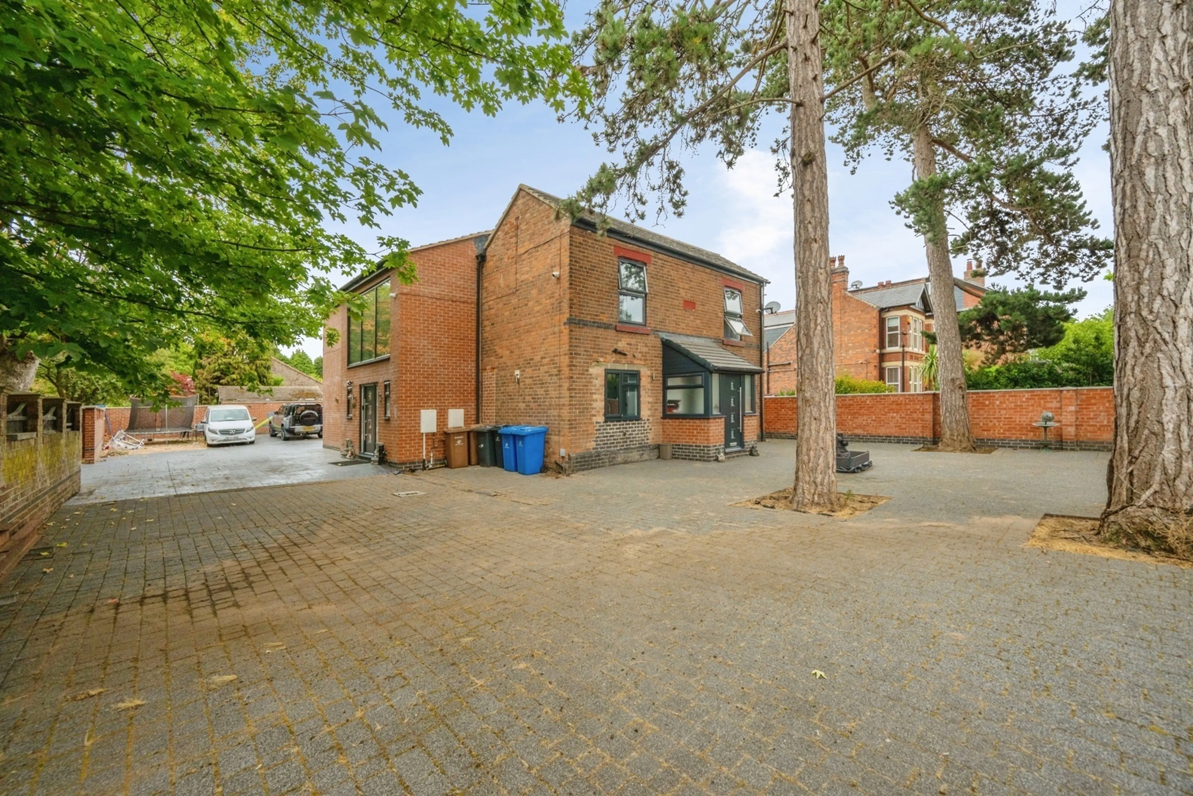 Property photo 31