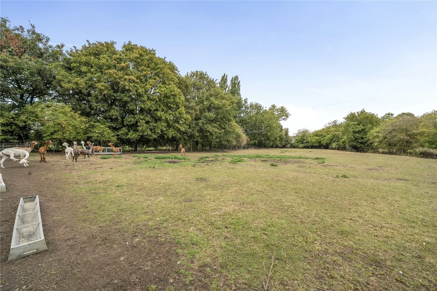 Luton Road, Chalton, LU4 photo 3