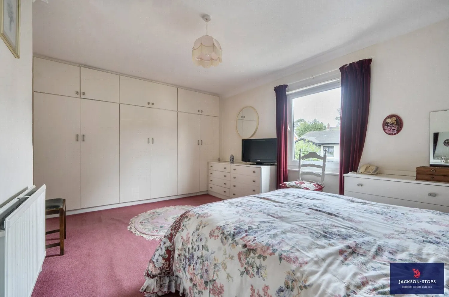 Mentone Avenue, Aspley Guise, MK17 photo 7