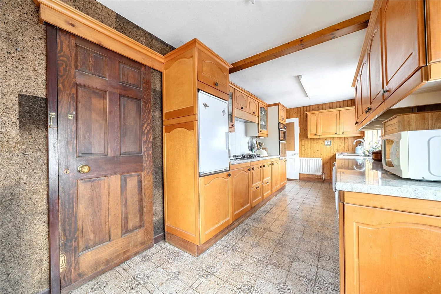 Luton Road, Chalton, LU4 photo 8