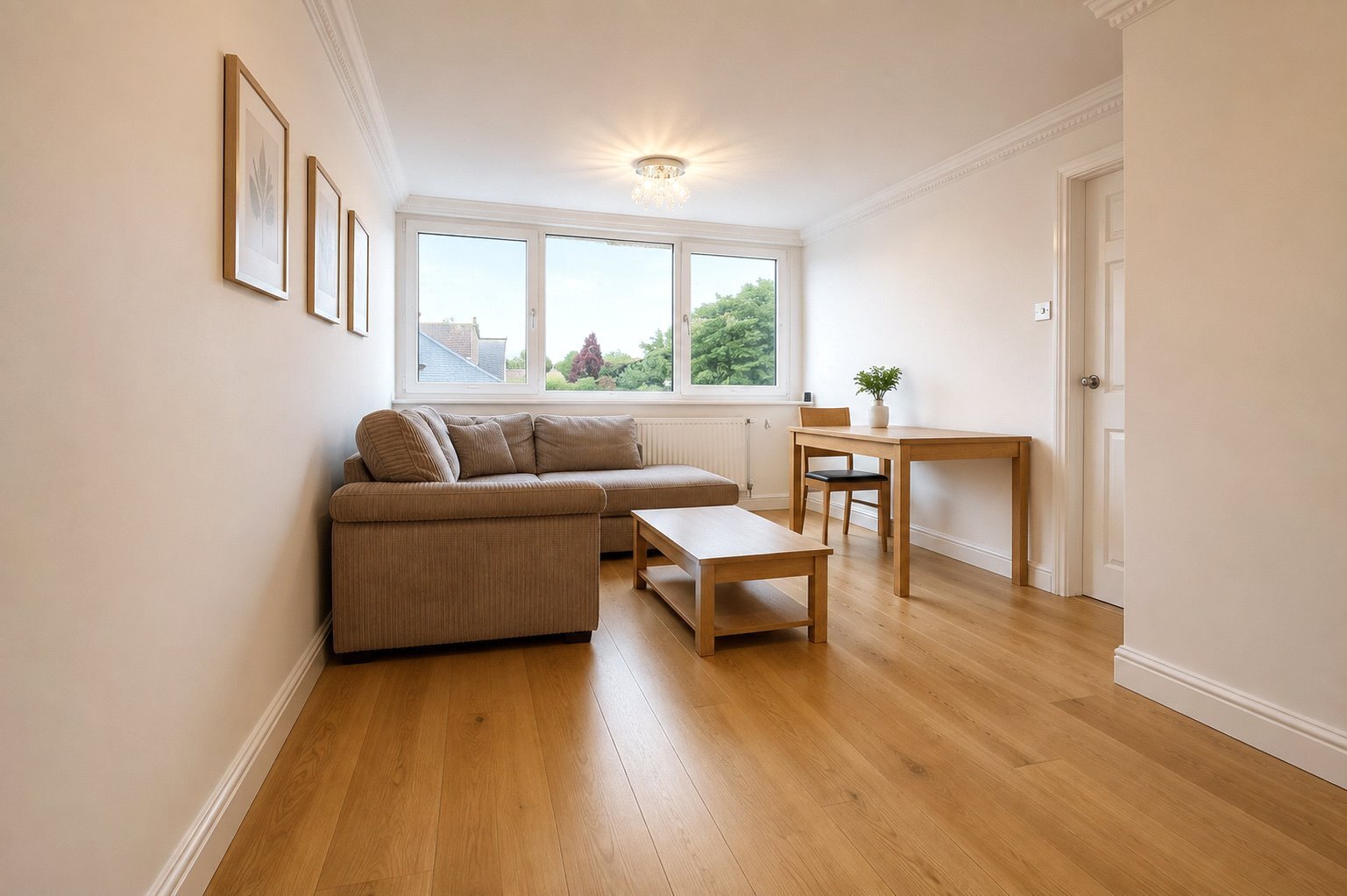 Ray Lodge Road, Woodford Green, IG8 Image 2