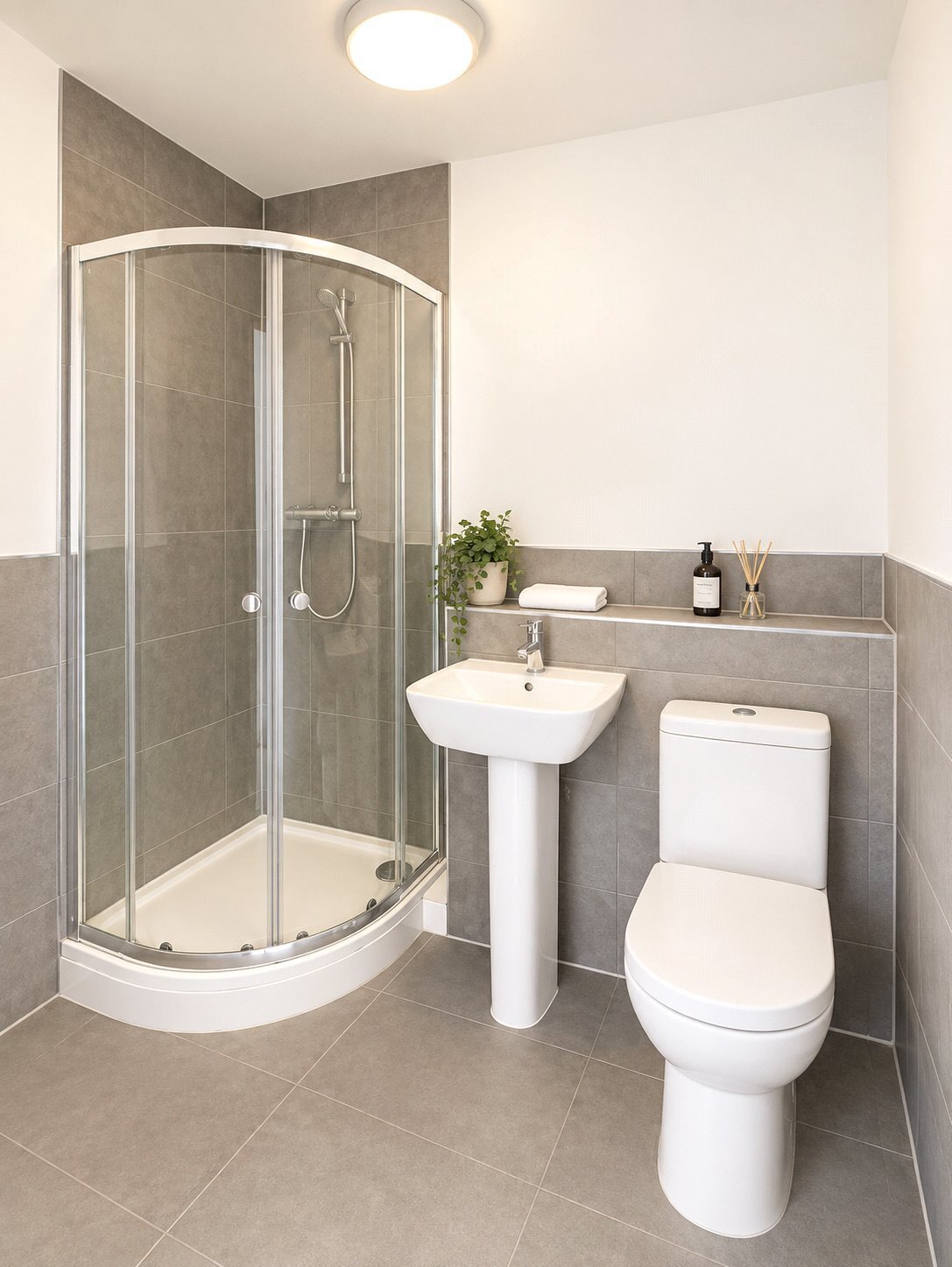 Elizabeth Way, Harlow, Essex, CM19 Image 3