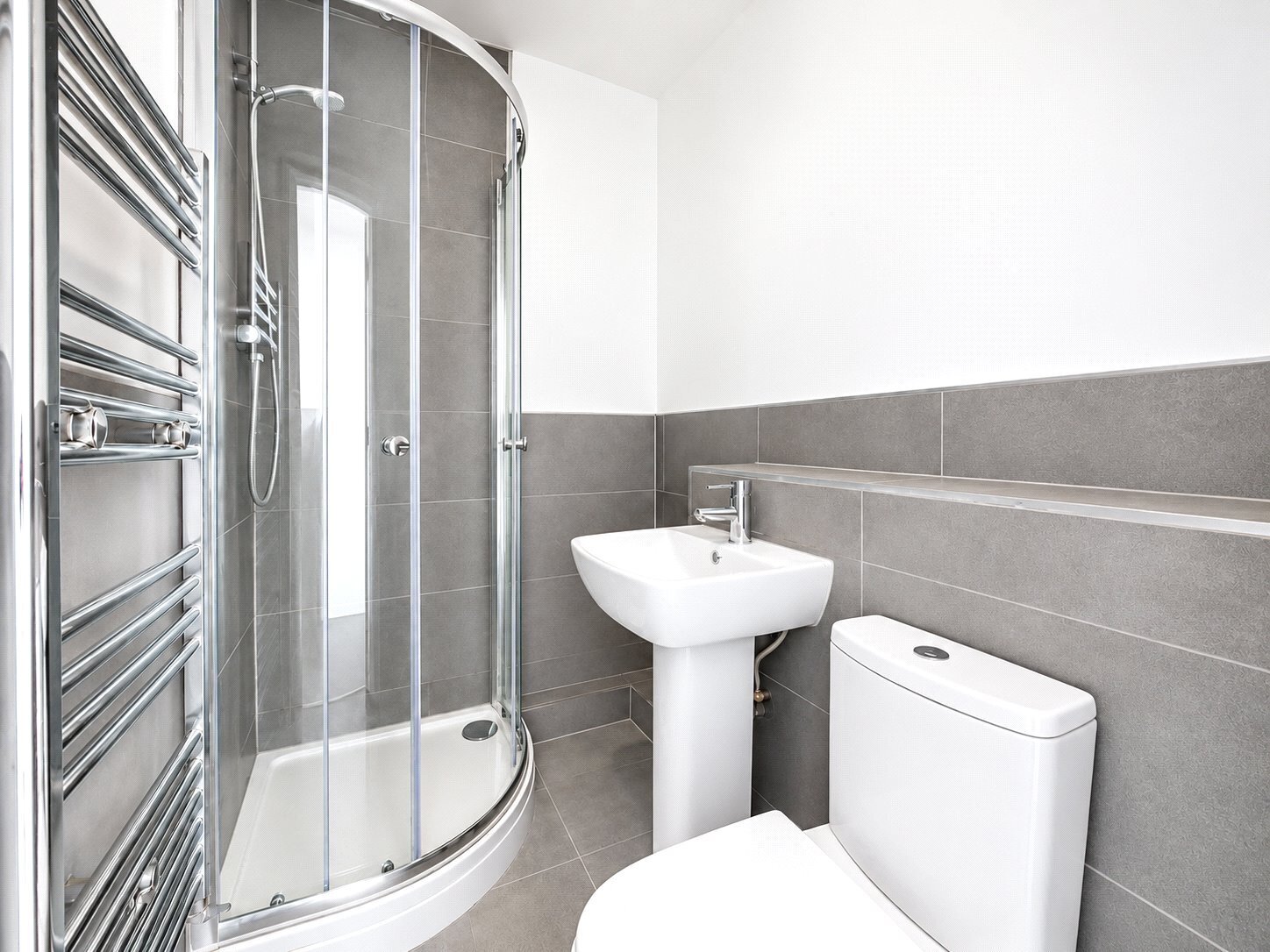 Elizabeth Way, Harlow, Essex, CM19 Image 2