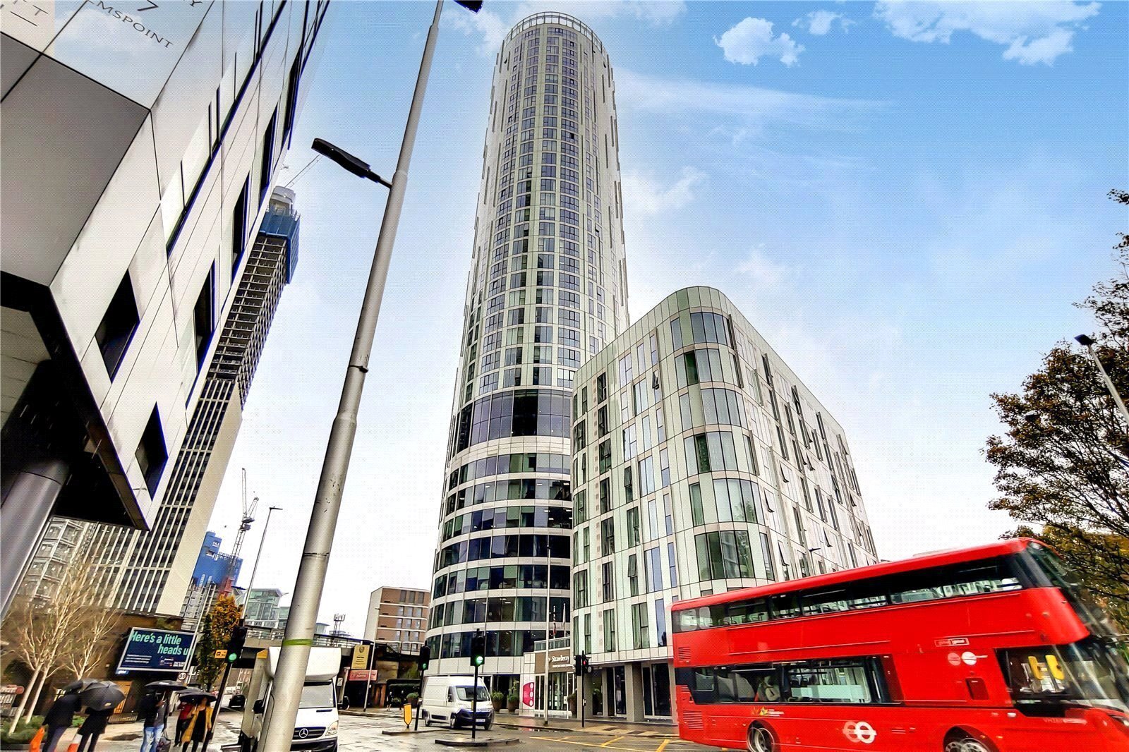 Wandsworth Road, London, SW8 Image 9