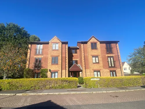 Cheltenham Gardens, Hedge End, SOUTHAMPTONphoto